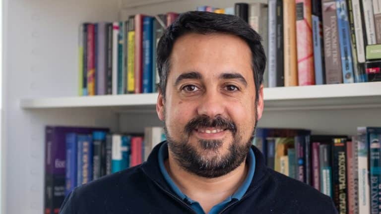 Pedro Brinca | Ficamos mais ricos ou mais pobres?